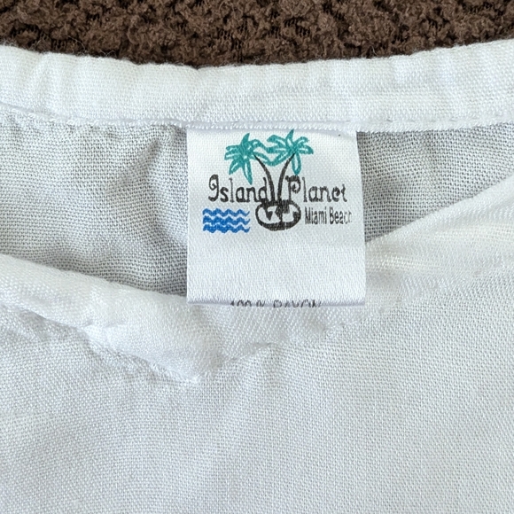 Island Planet Cover-Up - Picture 7 of 7